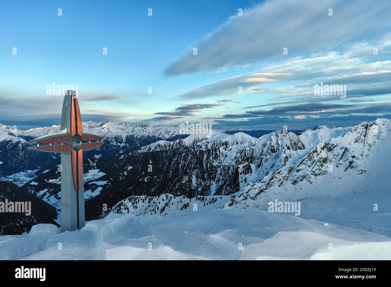 Picco di montagna Foto Stock