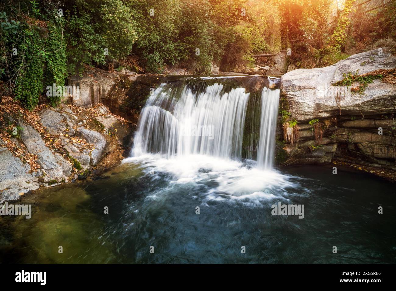 Cascata della fiaba in Garganta la Olla, Estremadura, Spagna. Foto di alta qualità Foto Stock