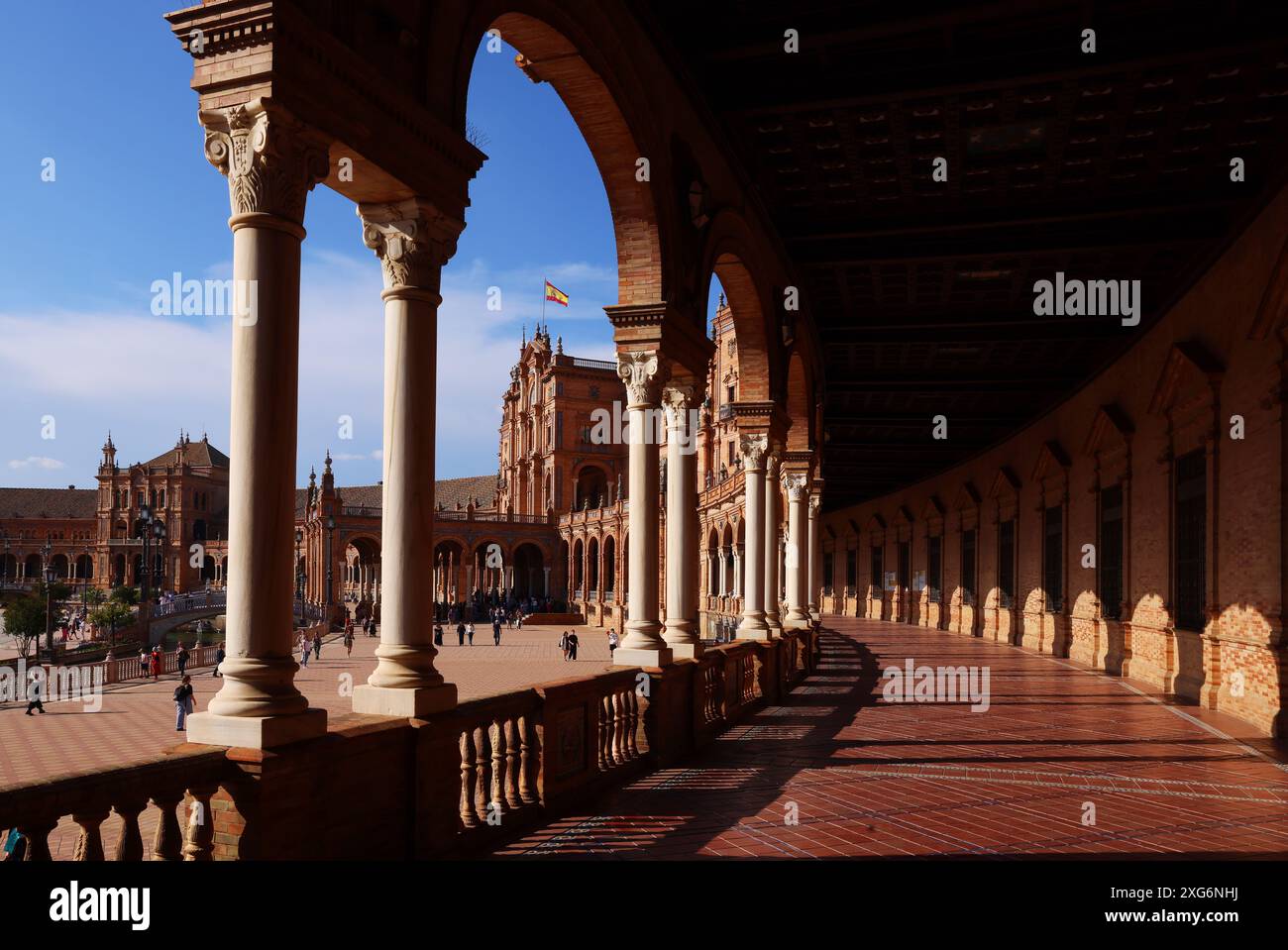 Architektur, Plaza de Espana, Siviglia, spanischer Platz, Promenade, Kolonnade, Andalusia, Spanien, Berühmter Platz a Siviglia, Andalusia, Spanien! Foto Stock