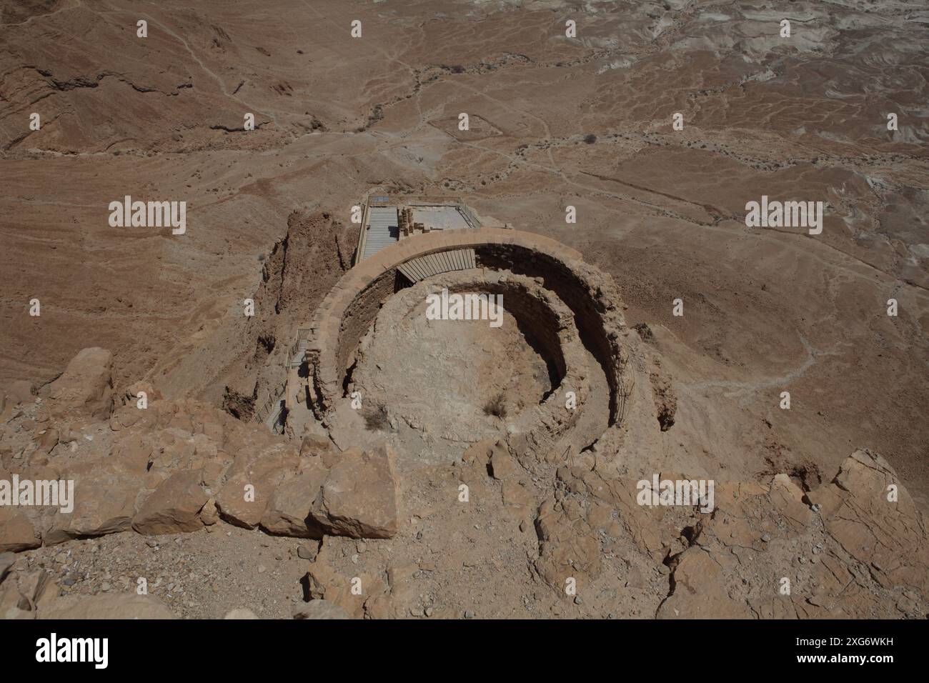 Il livello medio del Re Erode il grande Palazzo del Nord a Masada, il livello medio e il livello inferiore sono stati utilizzati per feste per gli ospiti che hanno visitato il sito Foto Stock