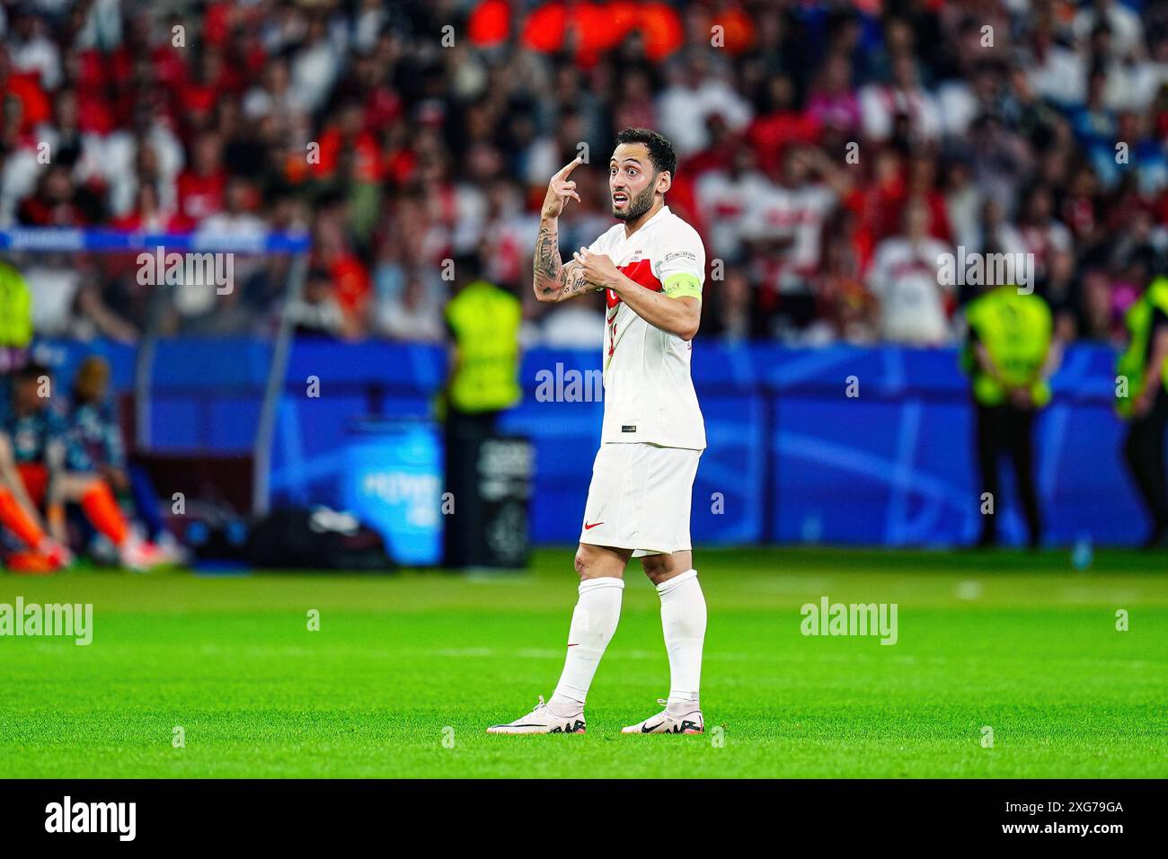 Hakan Calhanoglu (Tuerkei, #10) GER, Niederlande vs. Tuerkei, Fussball Europameisterschaft, UEFA Euro 2024, Viertelfinale, 06.07.2024 foto: Eibner-Pressefoto/Marcel von Fehrn Foto Stock