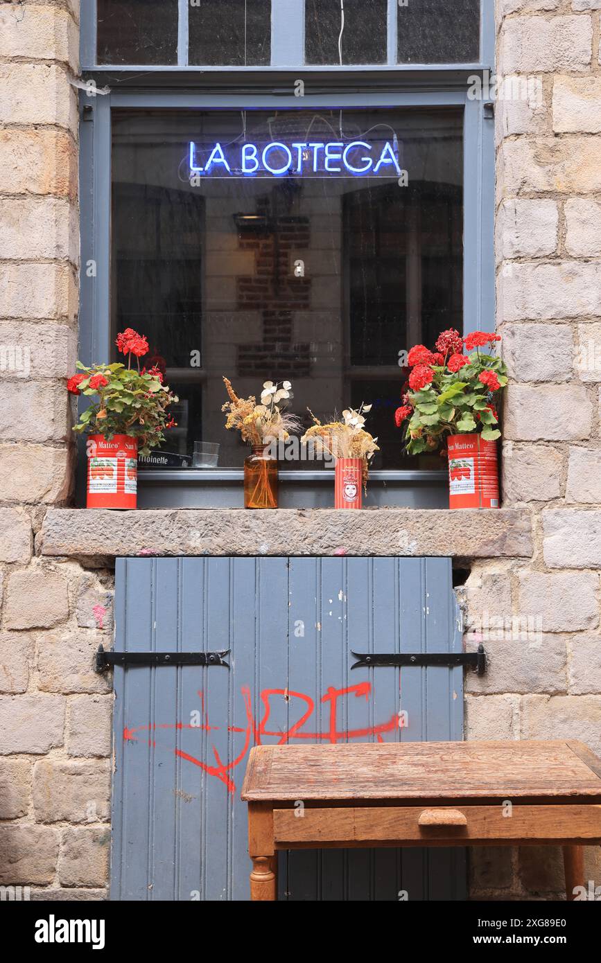 Il Passage des Arts, Rue des Vieux Murs nel centro storico di Lille con gallerie d'arte e ristoranti originali, la Francia Foto Stock
