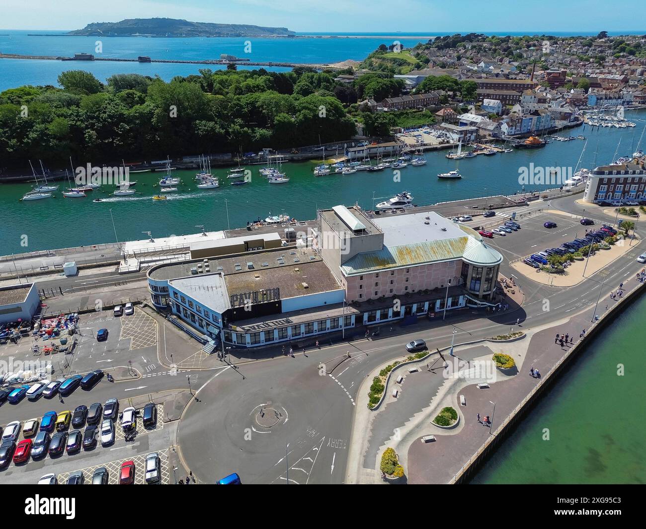 Vista aerea del Weymouth Pavilion presso la località balneare di Weymouth nel Dorset, Regno Unito. Foto Stock