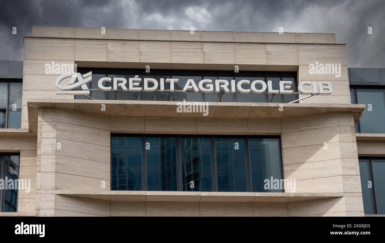 La filiale Crédit agricole di Francoforte è una banca francese per le imprese e gli investimenti nei mercati dei capitali, nelle attività di Investment Banking e di finanziamento Foto Stock