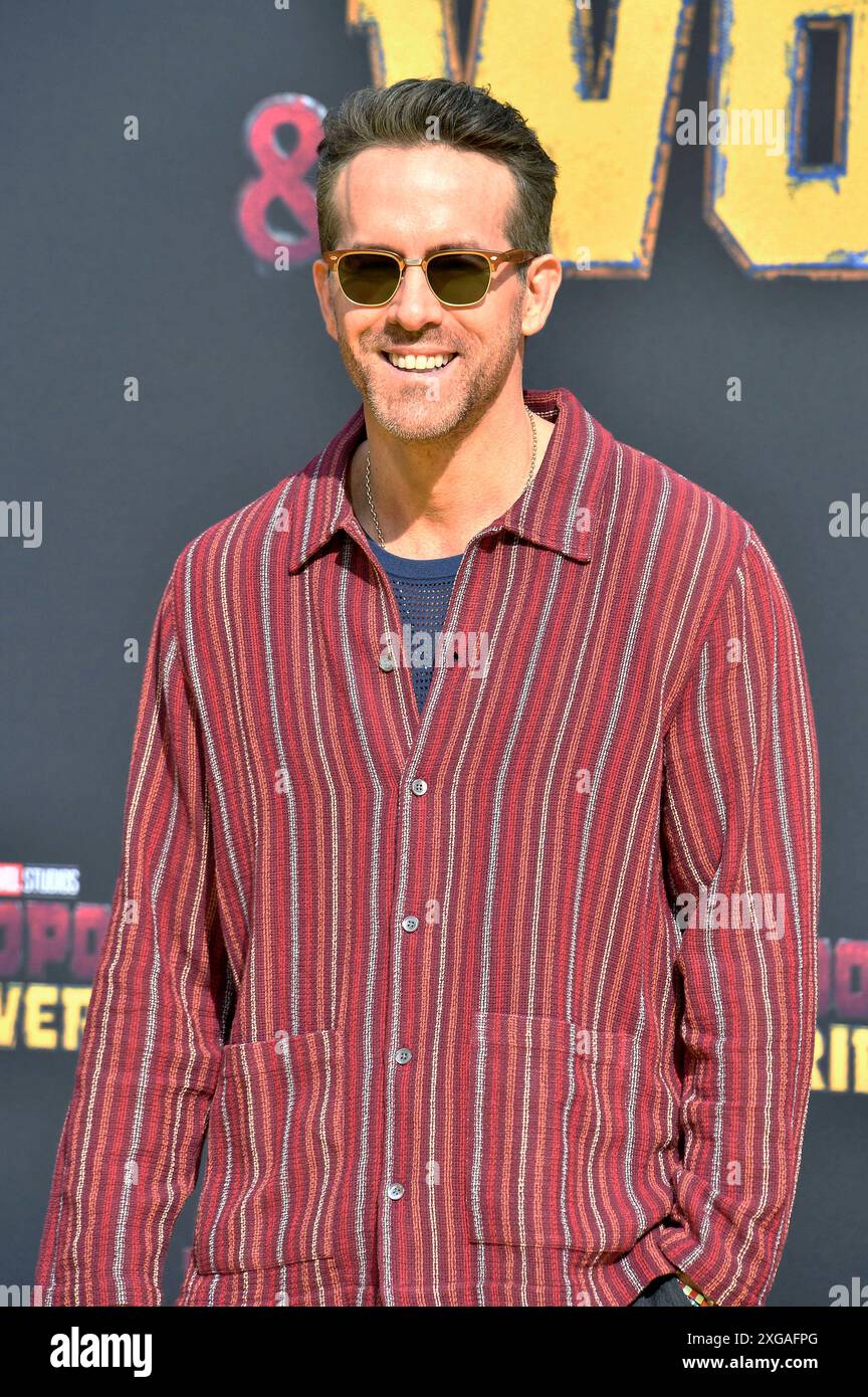 Ryan Reynolds beim fan-Screening des Kinofilms Deadpool & Wolverine im UCI Luxe am Uber Platz. Berlino, 07.07.2024 *** Ryan Reynolds alla proiezione del film Deadpool Wolverine presso UCI Luxe presso Uber Platz Berlino, 07 07 2024 foto:Xn.xKubelkax/xFuturexImagex deadpool 4746 Foto Stock