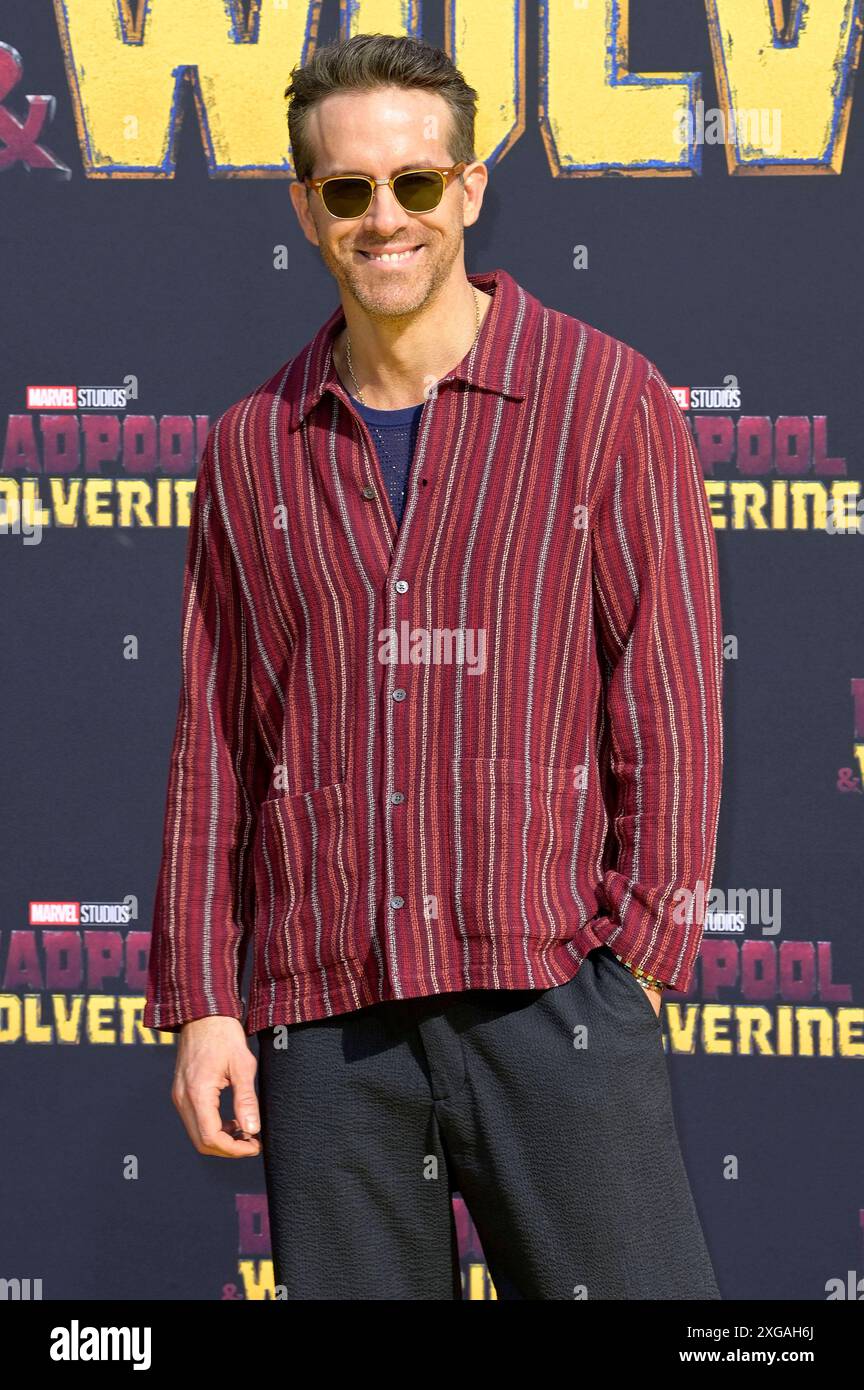 Ryan Reynolds beim fan-Screening des Kinofilms Deadpool & Wolverine im UCI Luxe am Uber Platz. Berlino, 07.07.2024 *** Ryan Reynolds alla proiezione del film Deadpool Wolverine presso UCI Luxe presso Uber Platz Berlino, 07 07 2024 foto:XF.xKernx/xFuturexImagex deadpool 4834 Foto Stock