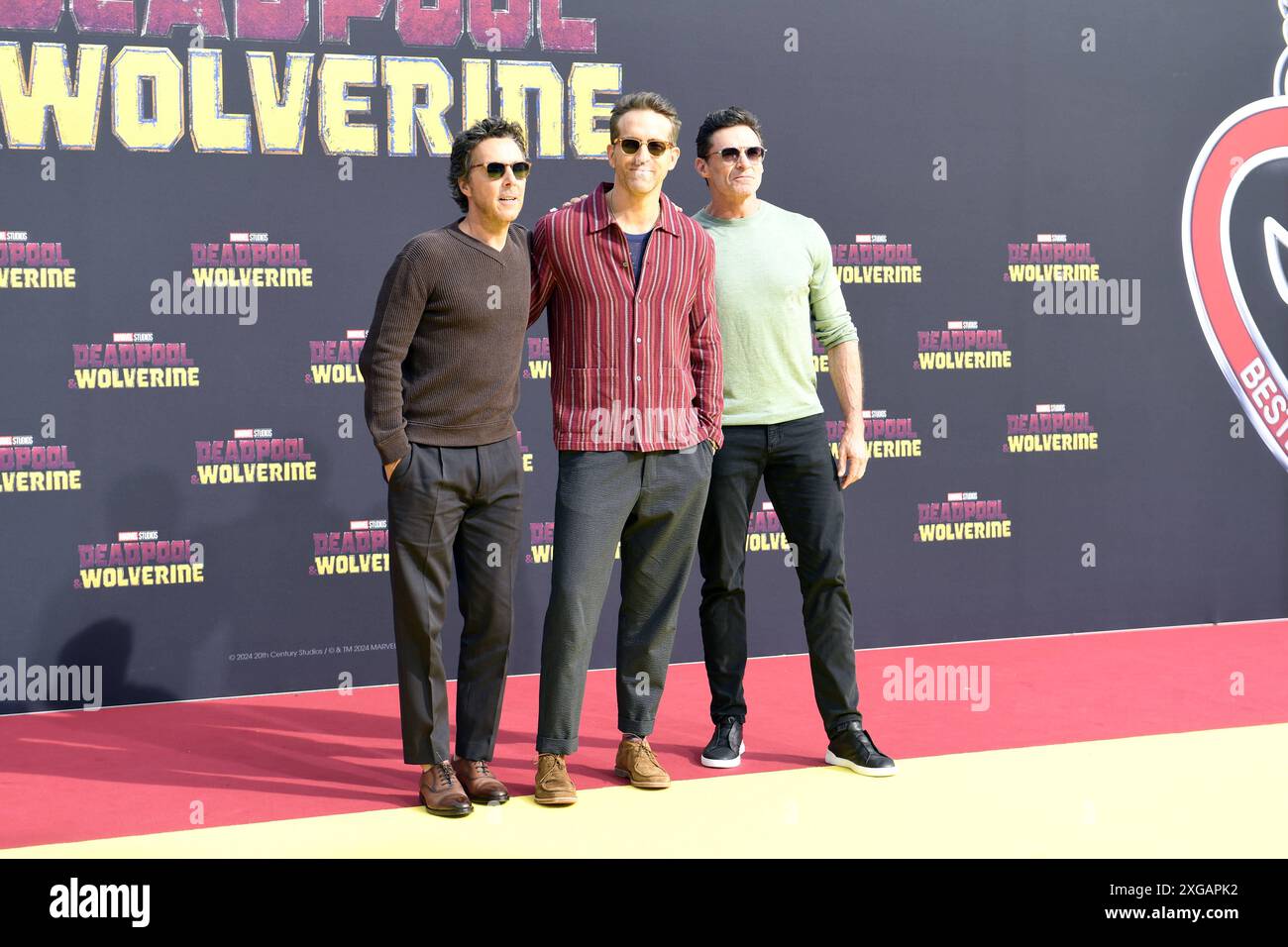 hawn Levy, Ryan Reynolds, Emma Corrin und Hugh Jackman bei der Premiere DEADPOOL and WOLVERINE in Berlin AM 06.07.2024 *** hawn Levy, Ryan Reynolds, Emma Corrin e Hugh Jackman alla prima DEADPOOL and WOLVERINE a Berlino il 06 07 2024 Foto Stock
