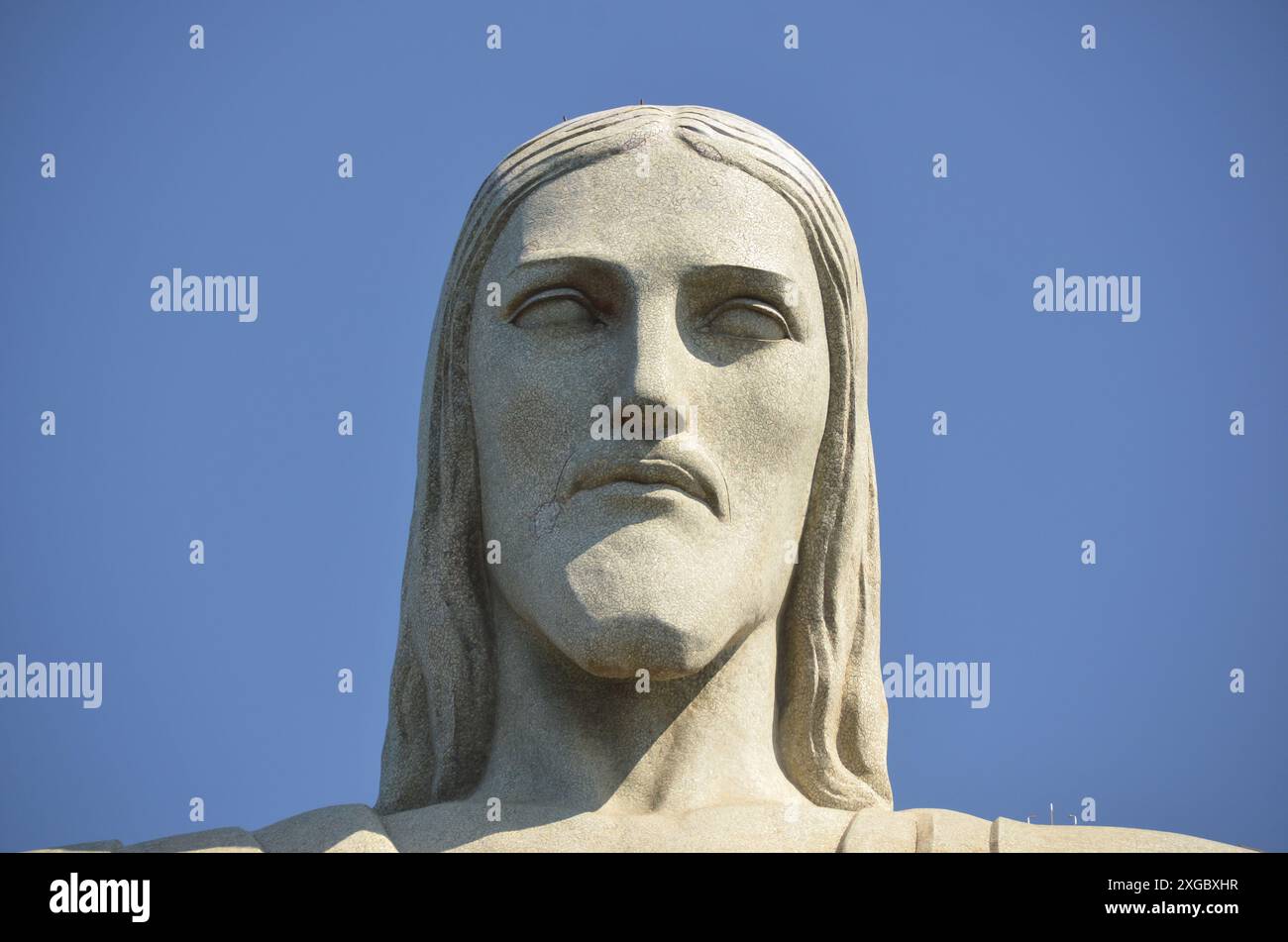 Il volto di Cristo Redentore. Statua del Cristo Redentore, meraviglia del mondo, simbolo di Rio de Janeiro - Brasile Foto Stock