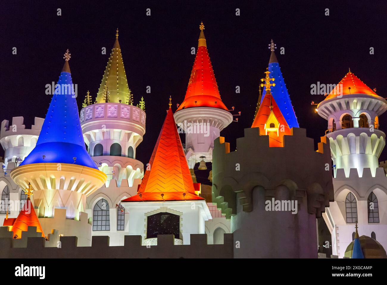 Stati Uniti, Nevada, Clarks County, Las Vegas, la facciata in stile medievale dell'hotel Excalibur con il suo nome ispirato alla leggenda di Re Artù Foto Stock