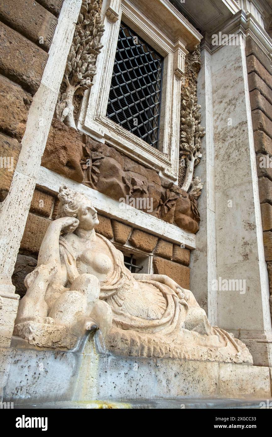 Italia, Lazio, Roma, centro storico patrimonio dell'umanità dell'UNESCO, Piazza alle quattro Fontane Foto Stock