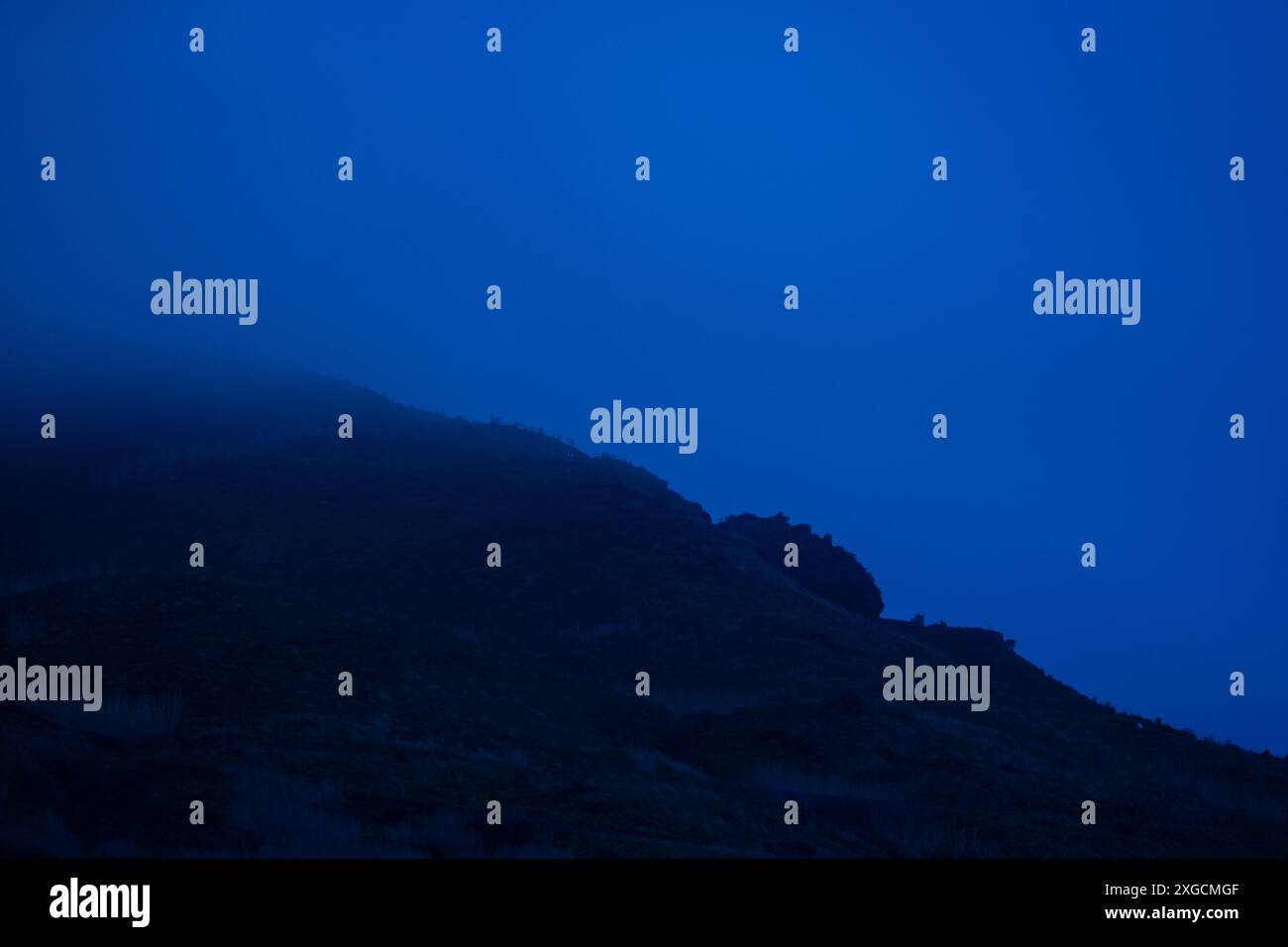 Eruzione di Stromboli di notte, 2024, Isole Eolie Foto Stock