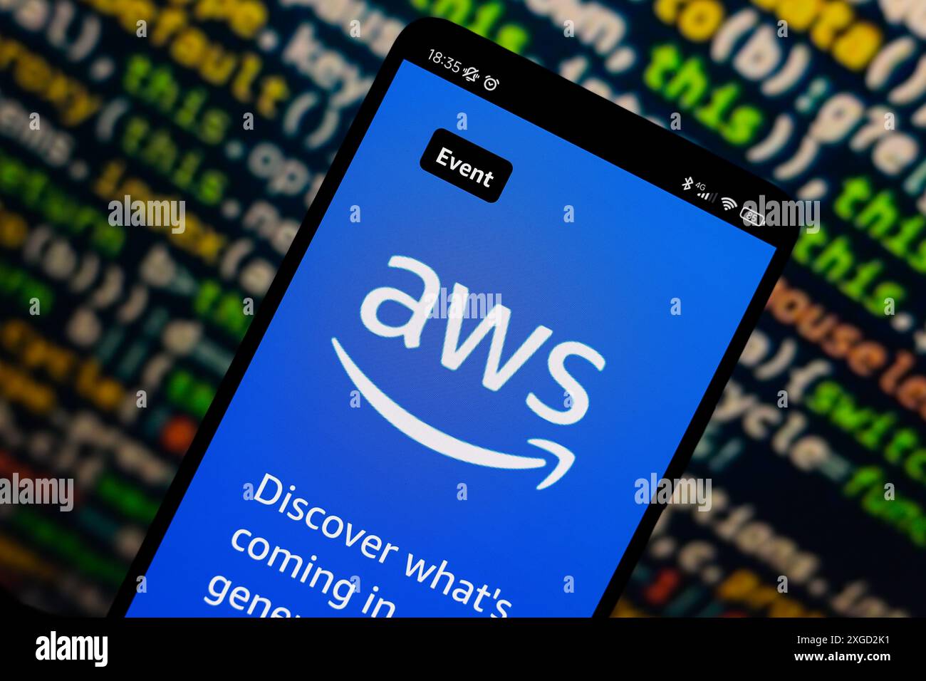 Paraguay. 8 luglio 2024. In questa immagine, il logo Amazon Web Services (AWS) viene visualizzato sul sito Web sullo schermo dello smartphone. (Foto di Jaque Silva/SOPA Images/Sipa USA) *** esclusivamente per notizie editoriali *** credito: SIPA USA/Alamy Live News Foto Stock