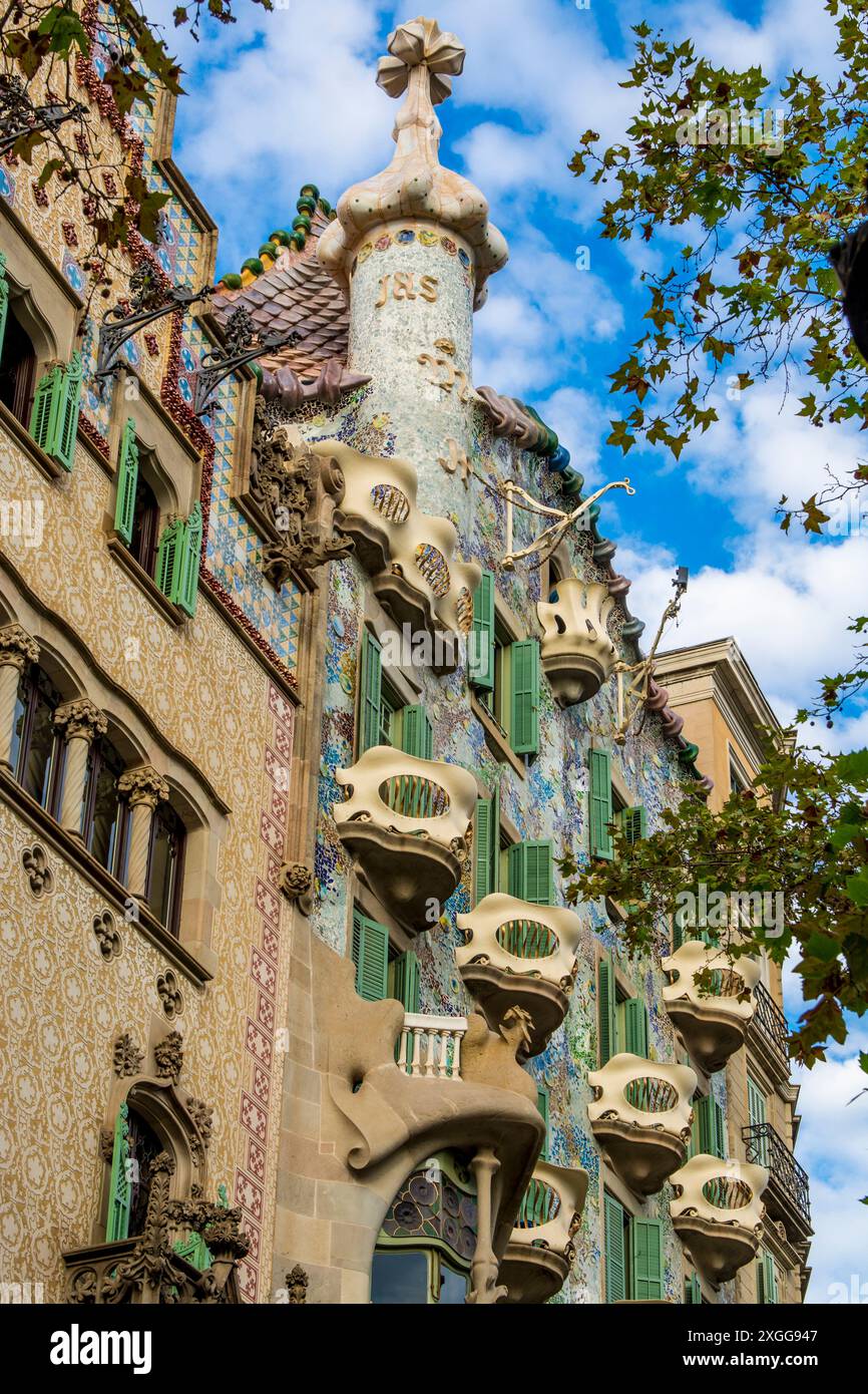 Casa Batllo, design modernista di Antoni Gaudi, sito patrimonio dell'umanità dell'UNESCO, città vecchia, Barcellona, Catalogna, Spagna, Europa Foto Stock