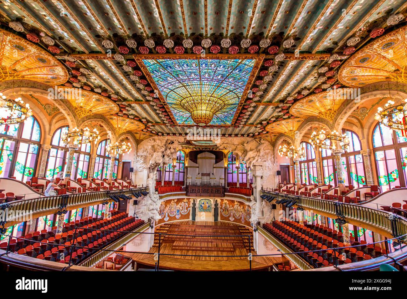 Soffitto del Palau de la musica Catalana (Palazzo della musica Catalana), centro storico, Barcellona, Catalogna, Spagna, Europa Foto Stock