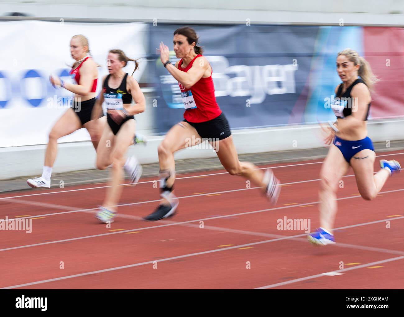 Leverkusen, ManforterStadion 08.07.2024: Irmgard Bensusan (Leverkusen) (M) über 100m Sprint beim Heimspiel a Leverkusen. Foto Stock