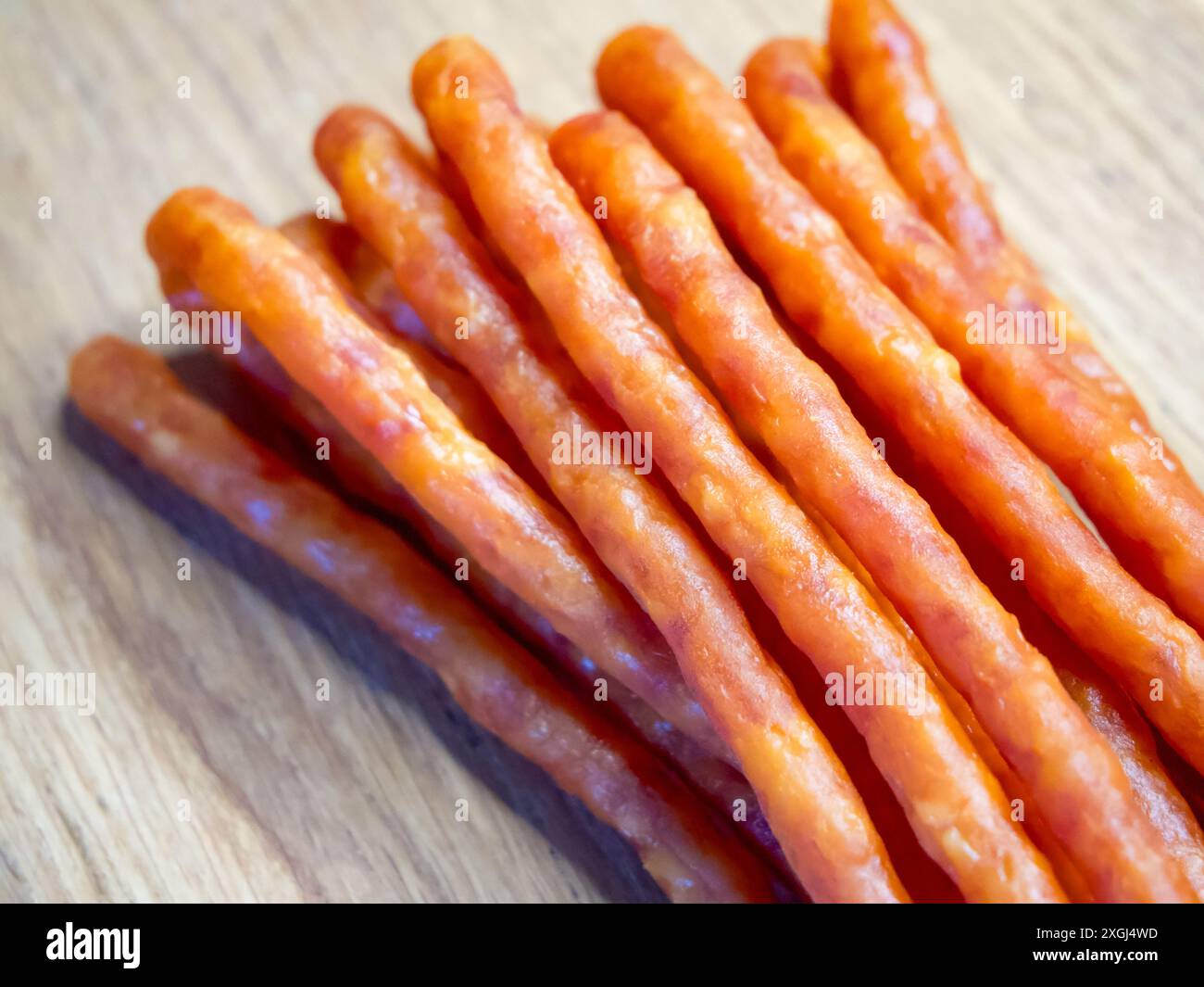 La foto cattura le salsicce in un modo che potrebbe essere interessante per una voce di menu. Foto Stock
