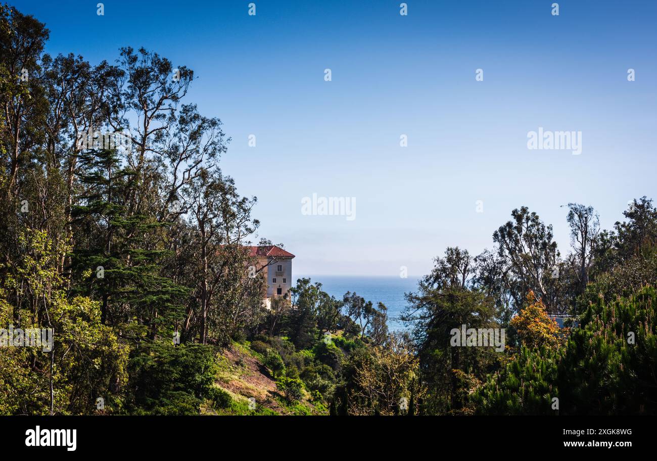 Pacific Palisades, California USA - 12 aprile 2017: Vista dell'Oceano Pacifico dal Getty Villa Museum. Foto Stock