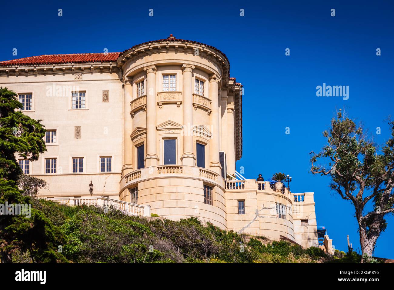 Pacific Palisades, California USA - 12 aprile 2017: Il Getty Villa Museum presenta arte greca e romana ospitata in una casa romana ricreata sul mare. Foto Stock