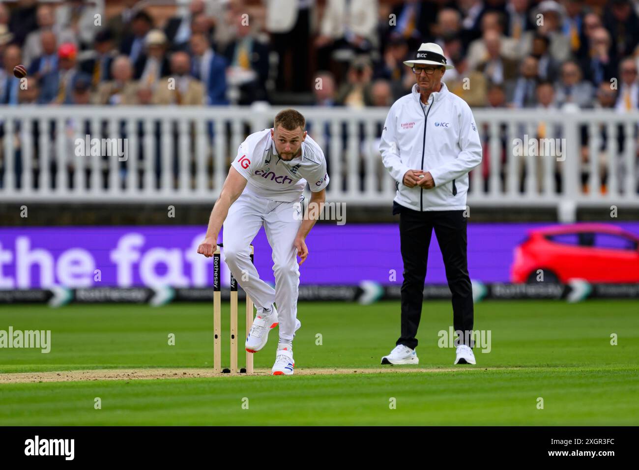 LONDRA, REGNO UNITO. 10 luglio, 24. Gus Atkinson dell'Inghilterra in azione durante la partita England Men vs West Indies 1st Rothesay test al Lord's Cricket Ground mercoledì 10 luglio 2024 a LONDRA, INGHILTERRA. Crediti: Taka Wu/Alamy Live News Foto Stock