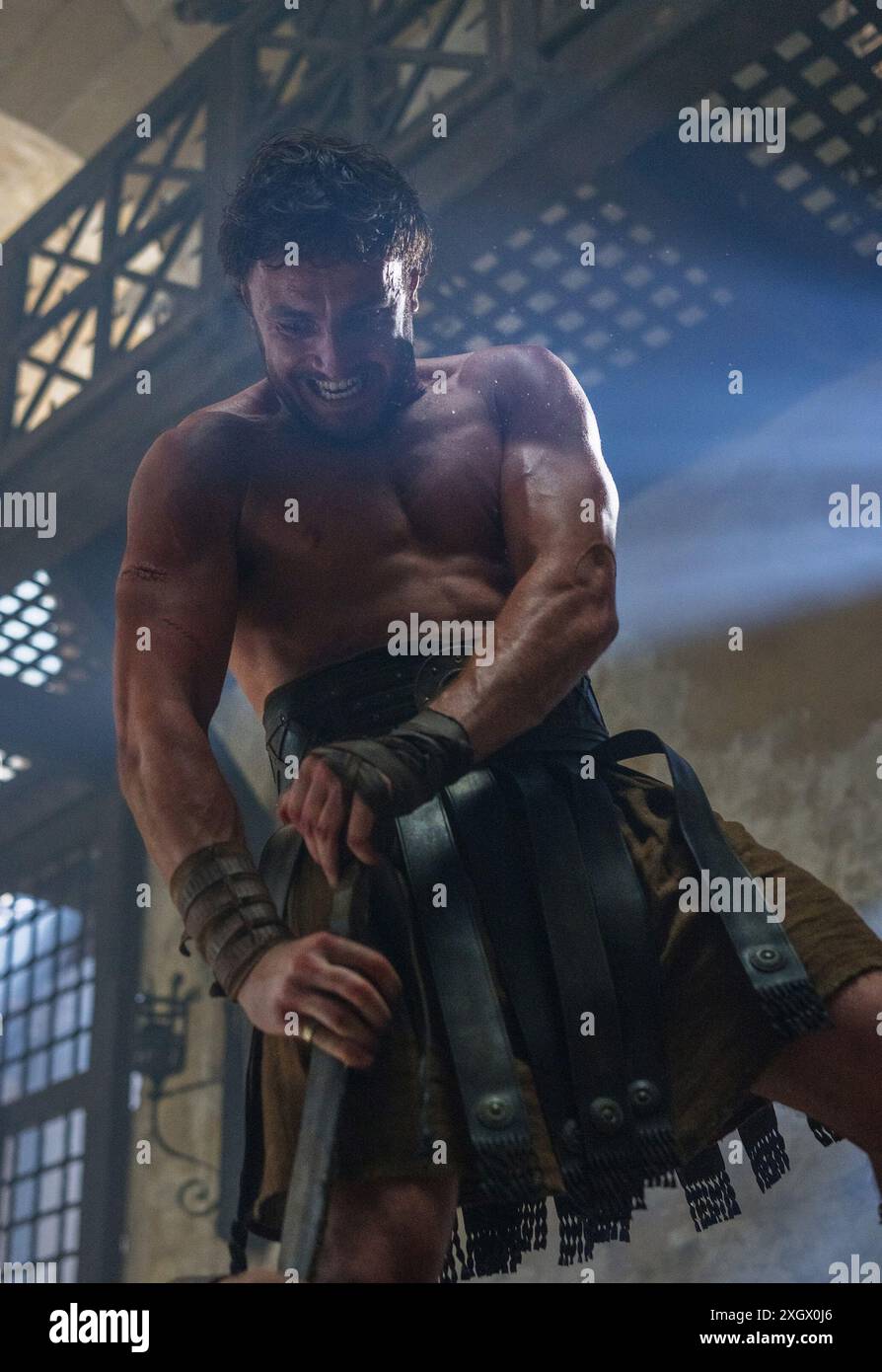 DATA DI RILASCIO: 22 novembre 2024. TITOLO: Gladiator II STUDIO: Paramount Pictures. DIRETTORE: Ridley Scott. TRAMA: Dopo che la sua casa è stata conquistata dagli imperatori tirannici che ora guidano Roma, Lucio è costretto ad entrare nel Colosseo e deve guardare al suo passato per trovare la forza di restituire la gloria di Roma al suo popolo. INTERPRETATO DA PAUL MESCAL nel ruolo di Lucius. (Immagine di credito: © Paramount Pictures/Entertainment Pictures/ZUMAPRESS.com) SOLO PER USO EDITORIALE! Non per USO commerciale! Foto Stock