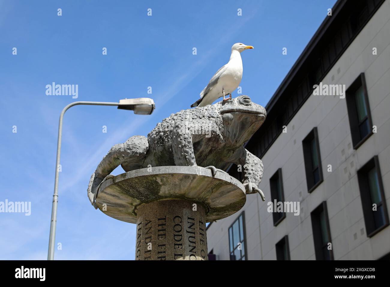 Le Crapaud di Charing Cross di Gordon Young a Saint Helier in Jersey Foto Stock