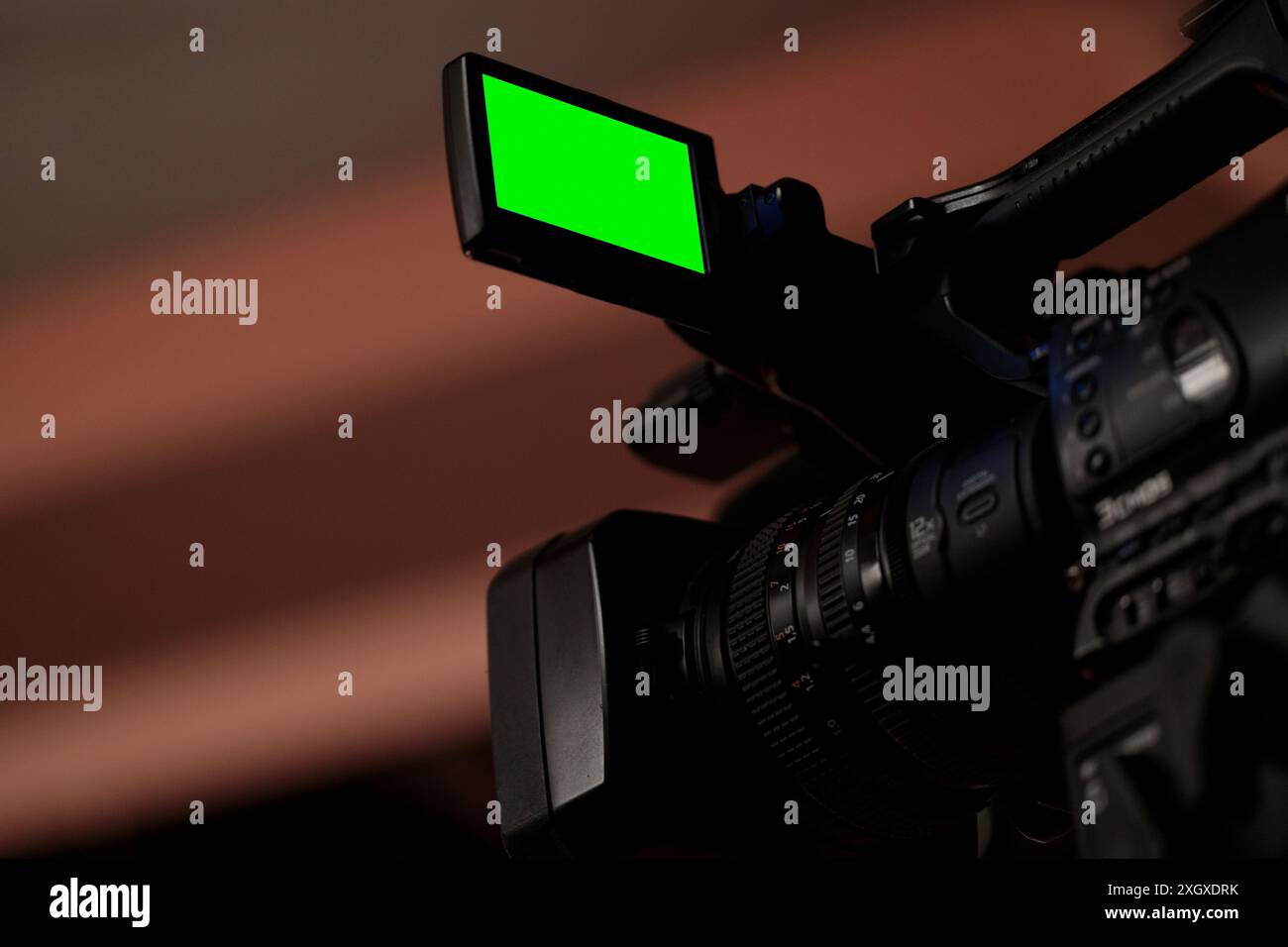 Primo piano della fotocamera con schermi verdi Foto Stock