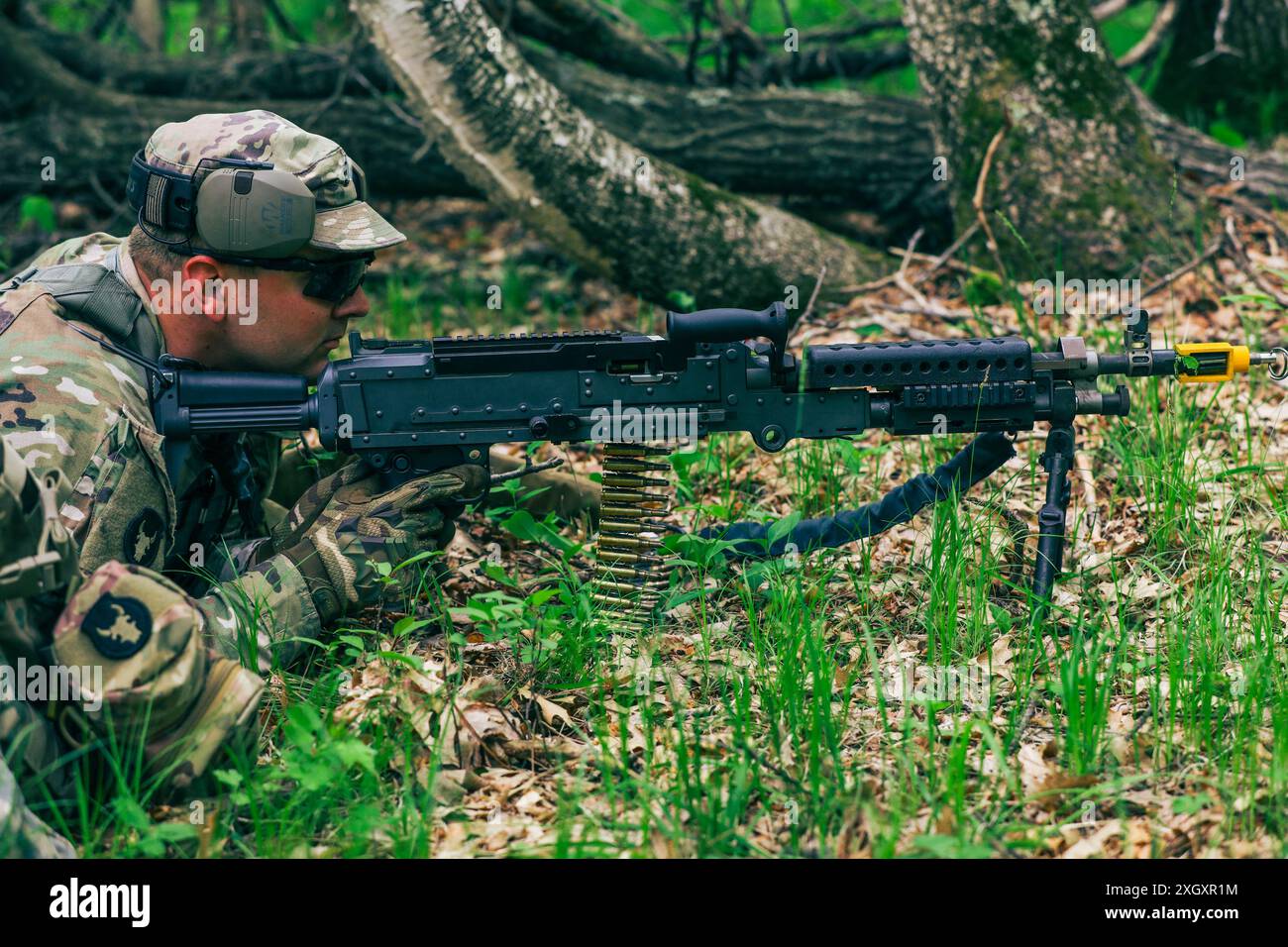 Il 175th Regiment Regional Training Institute conduce un ultimo evento di addestramento React-to-contact con gli Advanced Leadership Course sottufficiali in coordinamento con C-Company 2-211th General Support Aviation Battalion presso il Camp Ripley Training Center a Little Falls, Minnesota, il 19 maggio 2024 (foto della Guardia Nazionale del Minnesota da staff Sgt. Jorden Newbanks). Foto Stock