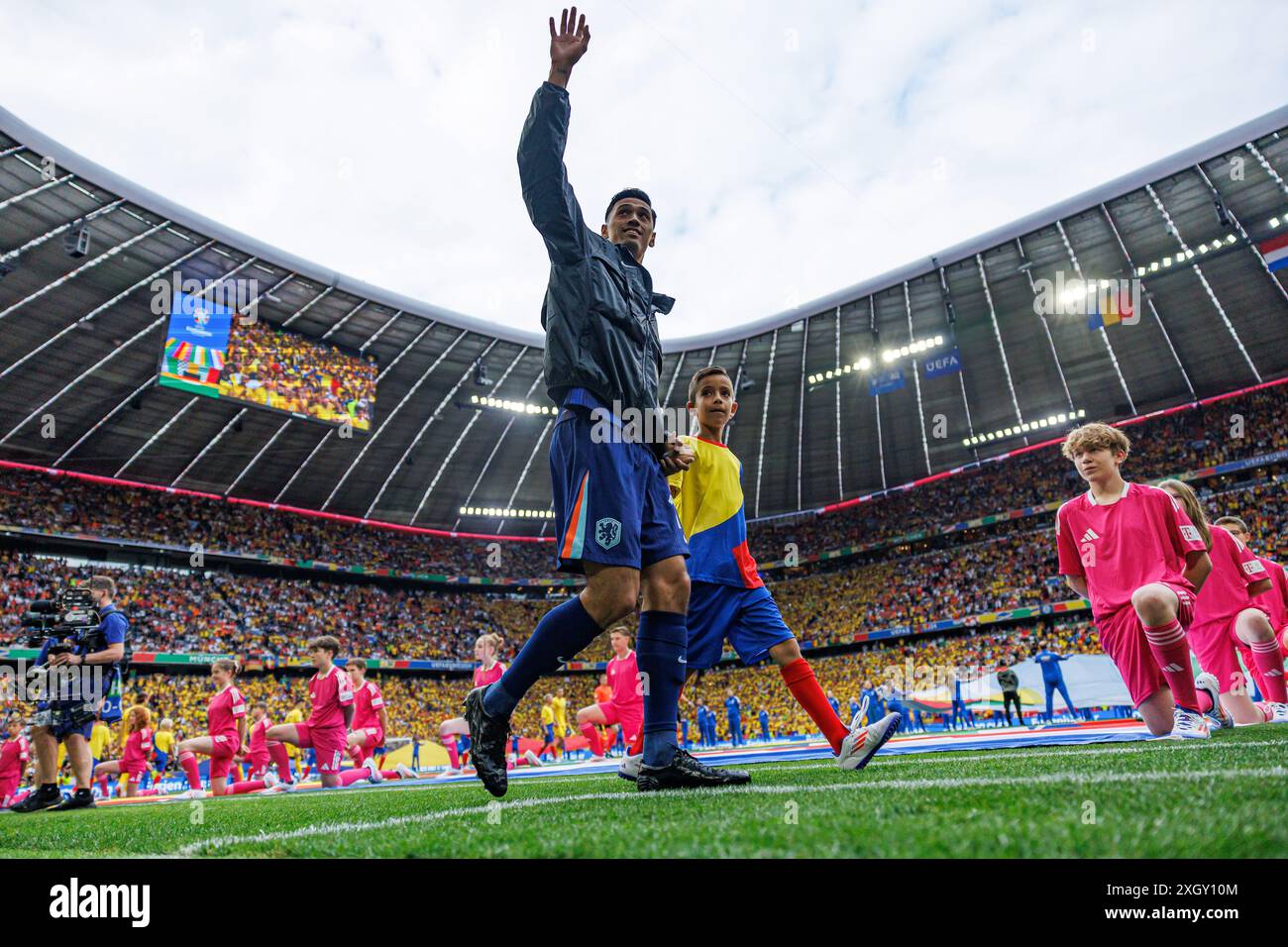 Monaco, Germania. 2 luglio 2024. Tijjani Reijnders (Paesi Bassi) visto durante il turno di UEFA Euro 2024 tra Romania e Paesi Bassi all'Allianz Arena. Punteggio finale; Romania 0:3 Paesi Bassi. (Foto di Maciej Rogowski/SOPA Images/Sipa USA) credito: SIPA USA/Alamy Live News Foto Stock