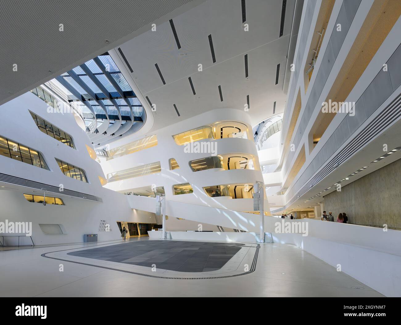 Vienna, Austria - Biblioteca, Campus WU / Vienna University of Economics and Business Campus di Zaha Hadid Architects Foto Stock