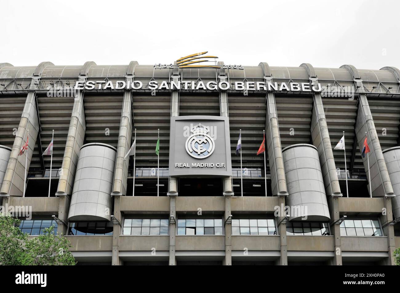 Estadio Santiago Bernabeu, stadio di calcio del Real Madrid, 80354 posti, Madrid, Spagna, Europa, la facciata principale del Santiago Foto Stock