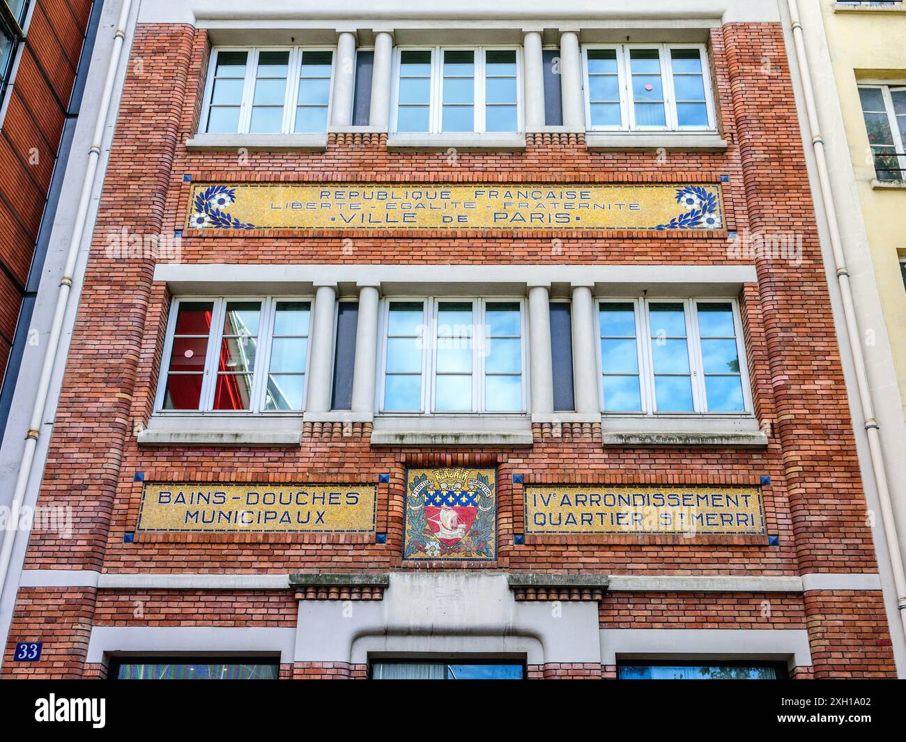 Istituzione per bagni e docce municipali pubblici, Saint-Merri, 18 rue du Renard, Parigi 75004, Francia. Foto Stock