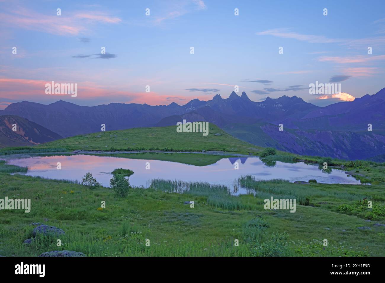 Francia, Savoie Aiguilles d'Arves dal passo Croix de Fer Foto Stock