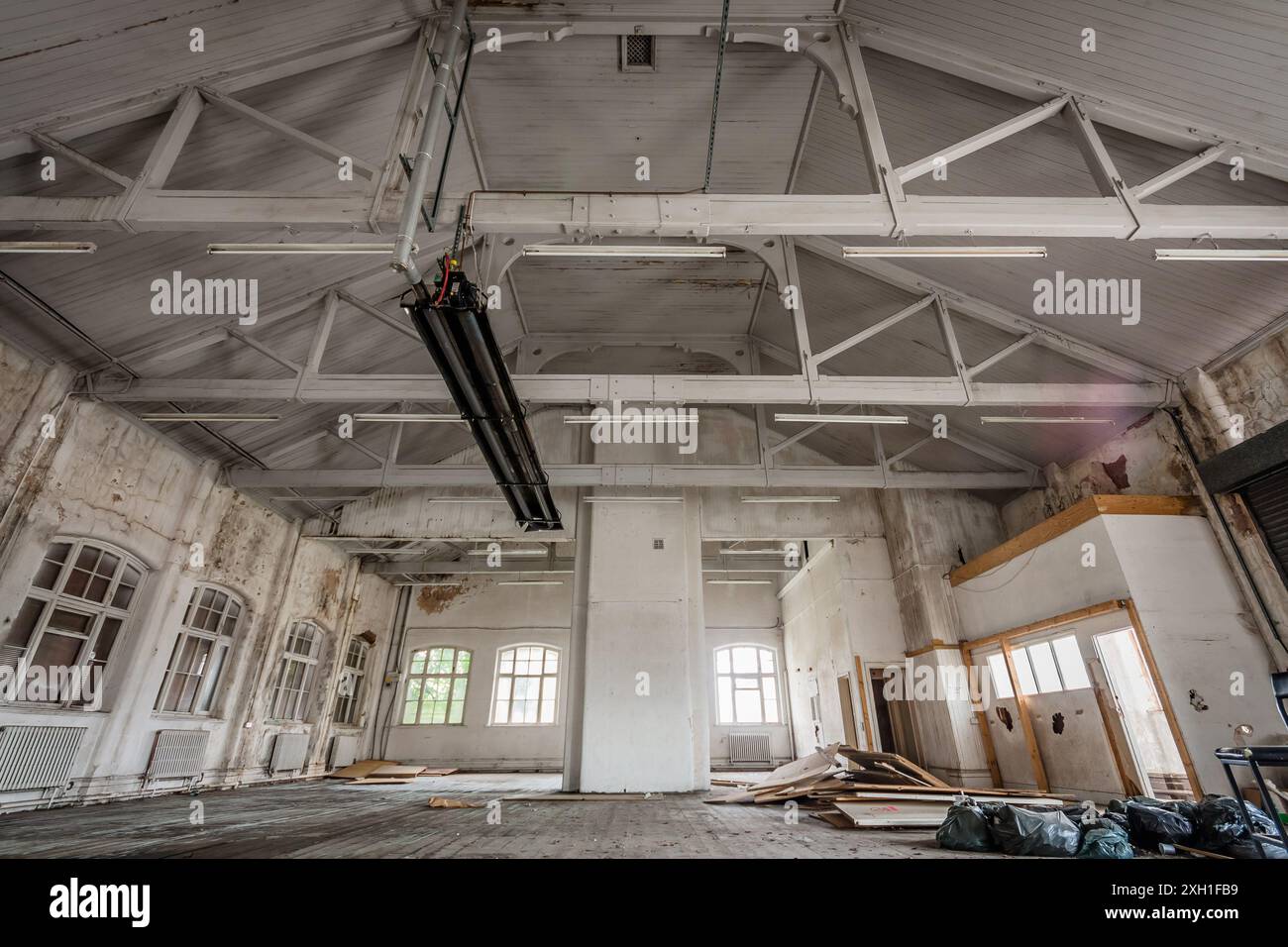 Foto interne di un edificio vittoriano abbandonato nel sud di Londra Foto Stock