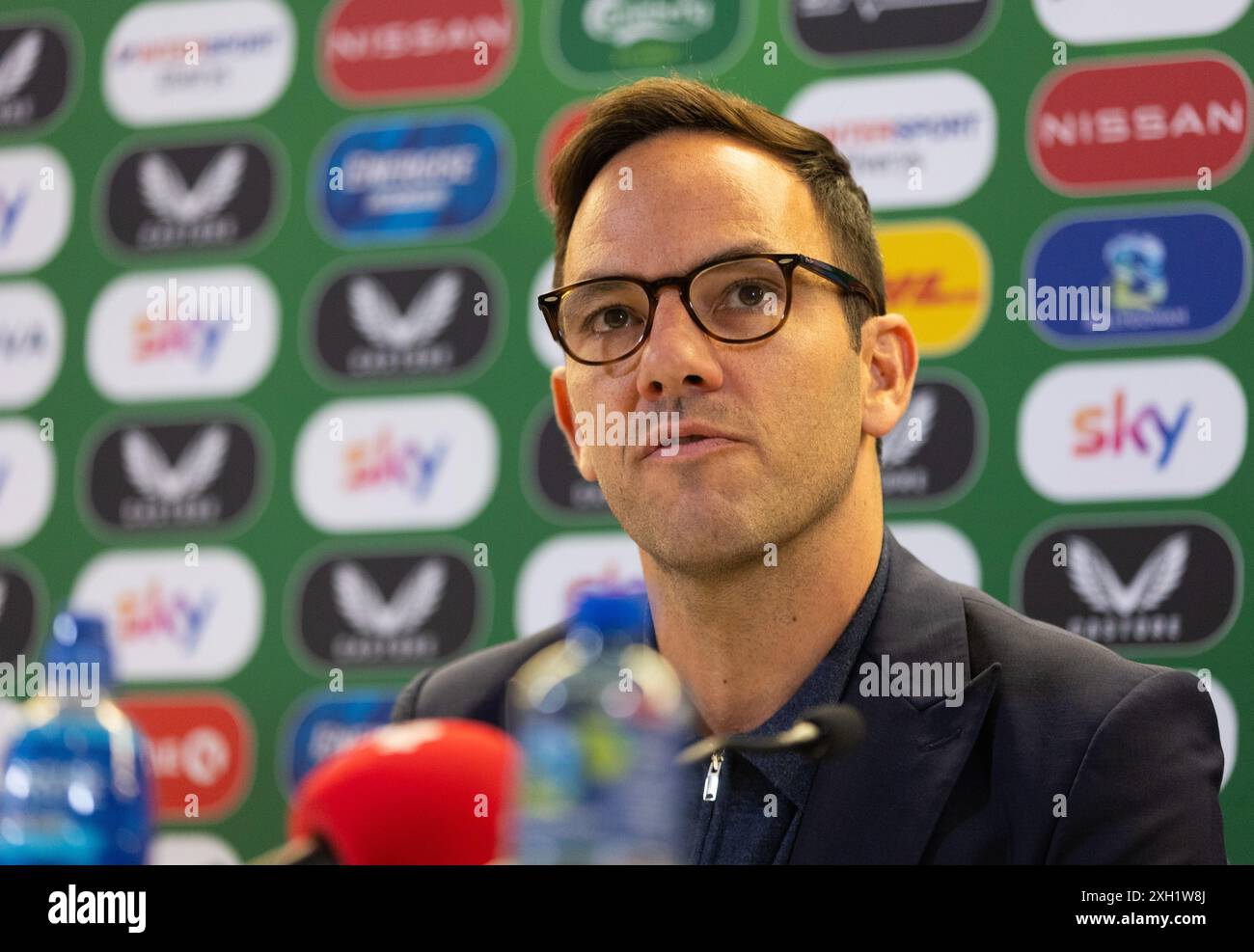 Il direttore del fai Marc Canham durante una conferenza stampa all'Aviva Stadium di Dublino, Irlanda. Hallgrimsson, è stato nominato nuovo allenatore della Repubblica d'Irlanda. L’ex allenatore islandese e giamaica sostituisce l’allenatore ad interim John o’Shea, che ha preso il comando dopo la partenza di Stephen Kenny a novembre. Data foto: Giovedì 11 luglio 2024. Foto Stock