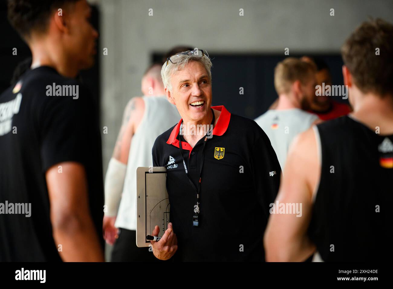 Amburgo, Germania. 11 luglio 2024. Pallacanestro: Formazione media DBB, allenatore nazionale Gordon Herbert. Crediti: Gregor Fischer/dpa/Alamy Live News Foto Stock