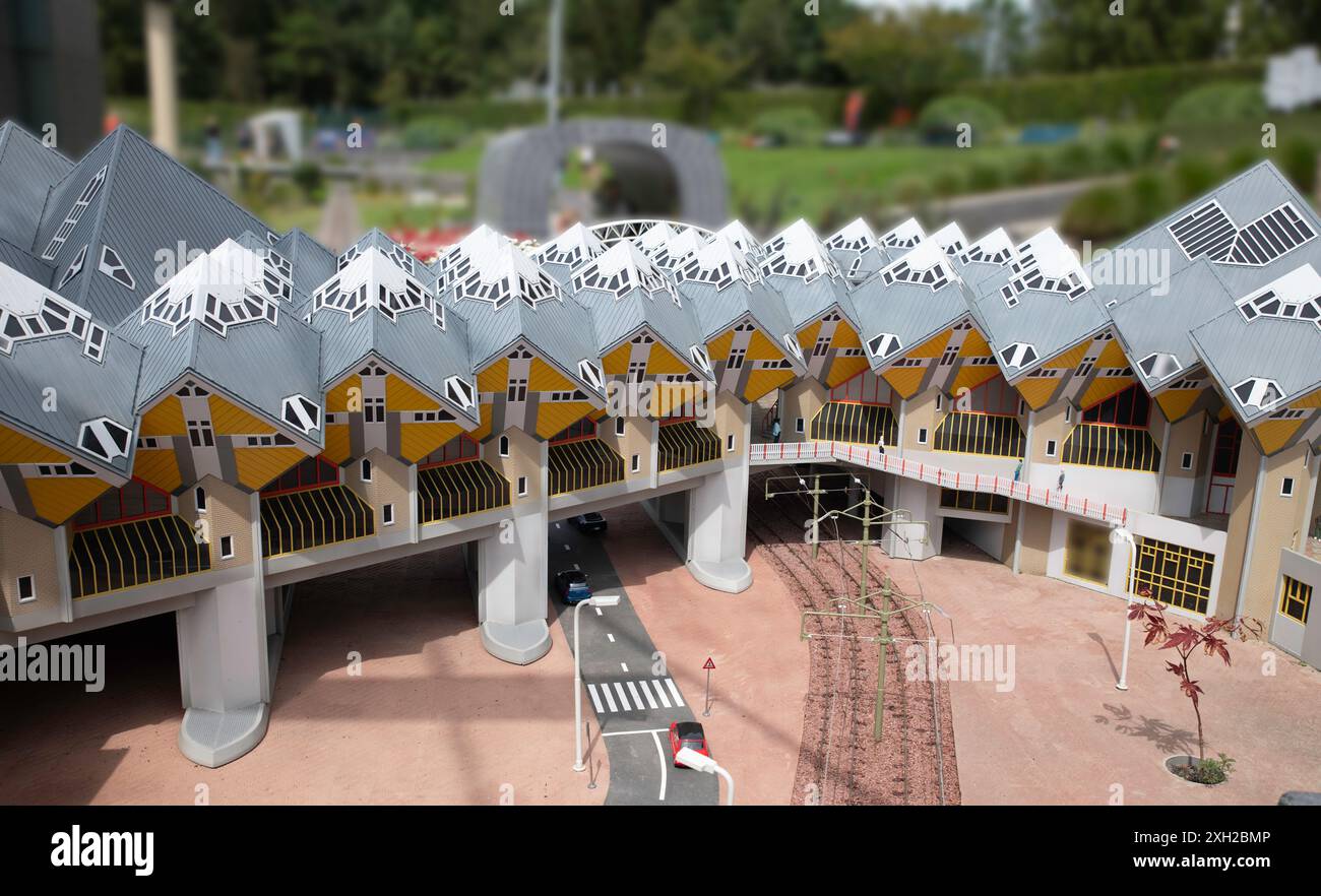parco in miniatura madurodam con le case a forma di cubo nell'attrazione turistica dei paesi bassi Foto Stock parco in miniatura madurodam con le case a forma di cubo nell'attrazione turistica dei paesi bassi Foto Stock