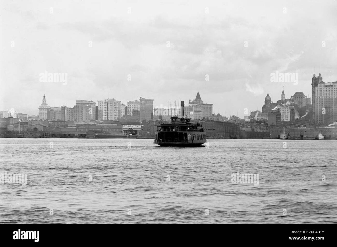 Vista dello skyline di New York dal New Jersey 1900. Foto Stock