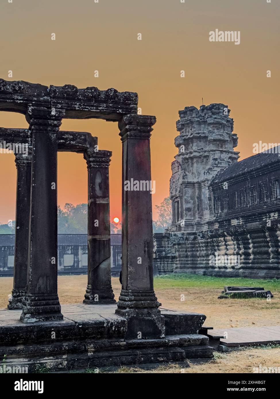 Sito Patrimonio dell'Umanità dell'UNESCO ad Angkor Wat, un complesso di templi indù-buddisti vicino a Siem Reap, Cambogia. Foto Stock