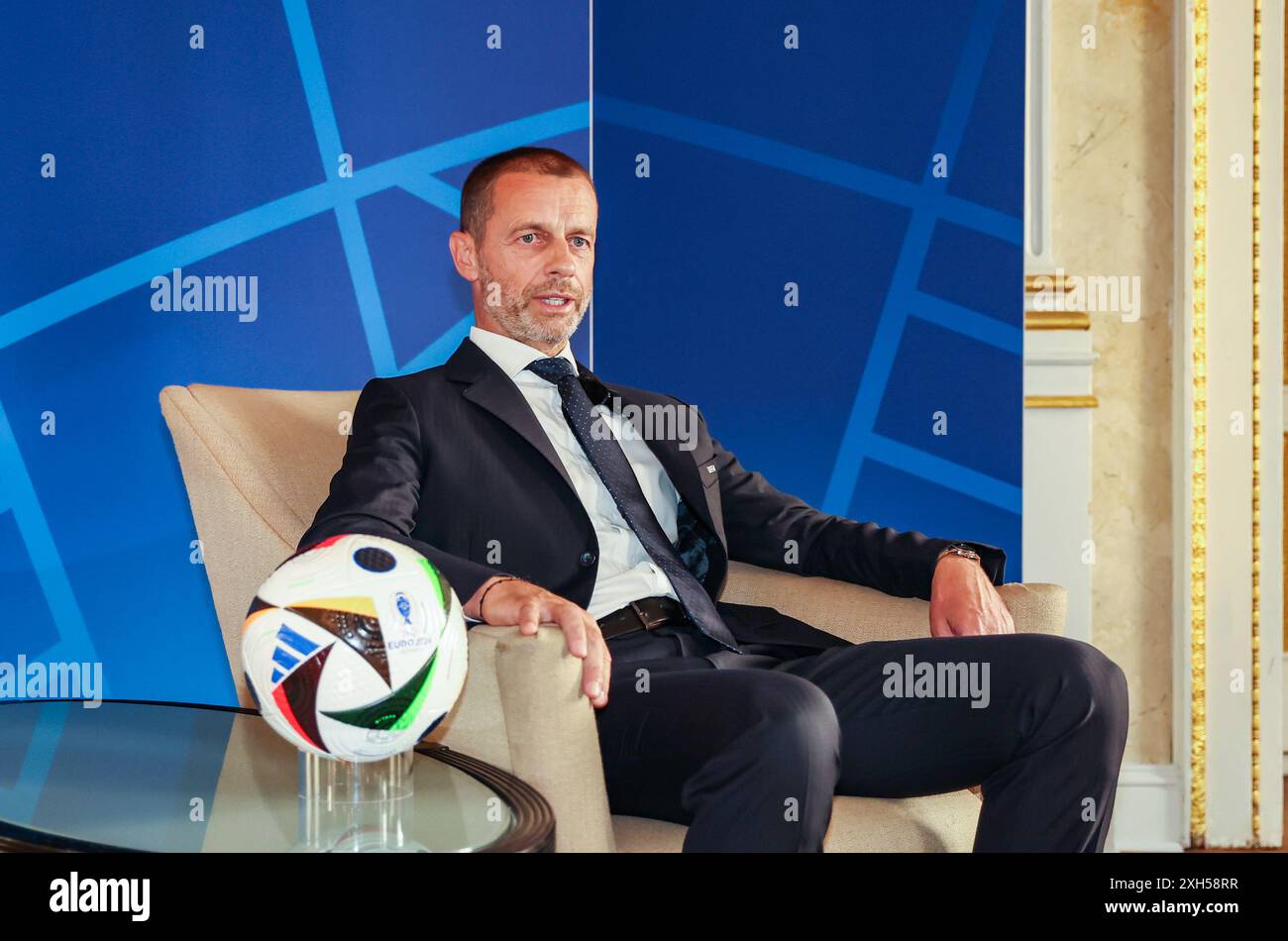 Monaco, Germania. 9 luglio 2024. il presidente UEFA Aleksander Ceferin parla durante un'intervista con Xinhua a Monaco, Germania, il 9 luglio 2024. Intervista: il presidente UEFA Ceferin parla di "miglior mai" Euro 2024, mira ad aiutare la Cina a creare superstar credito: Zhang fan/Xinhua/Alamy Live News Foto Stock