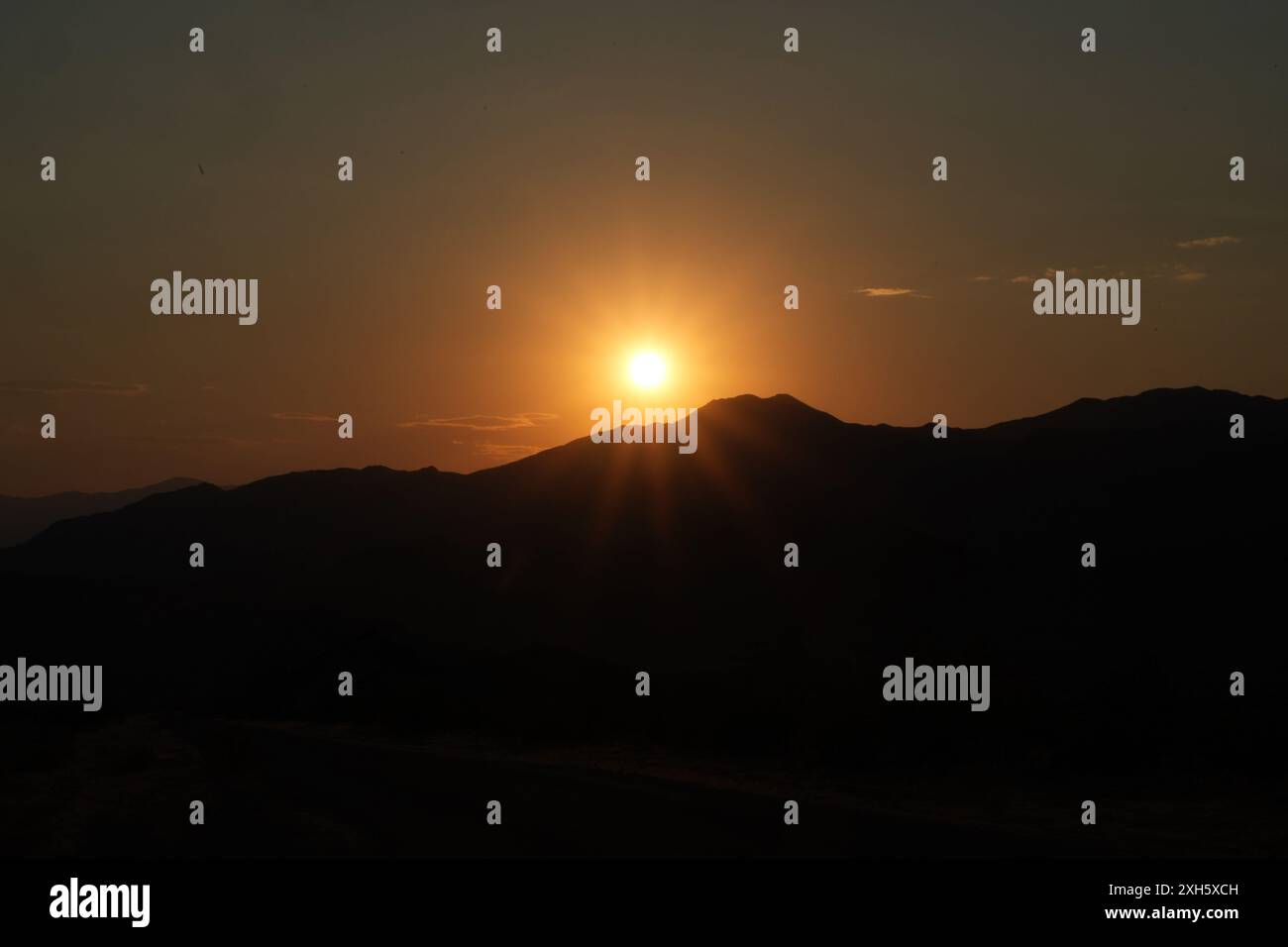 Un tramonto al Death Valley National Park, giovedì 11 luglio 2024, nella Death Valley, calib. Foto Stock