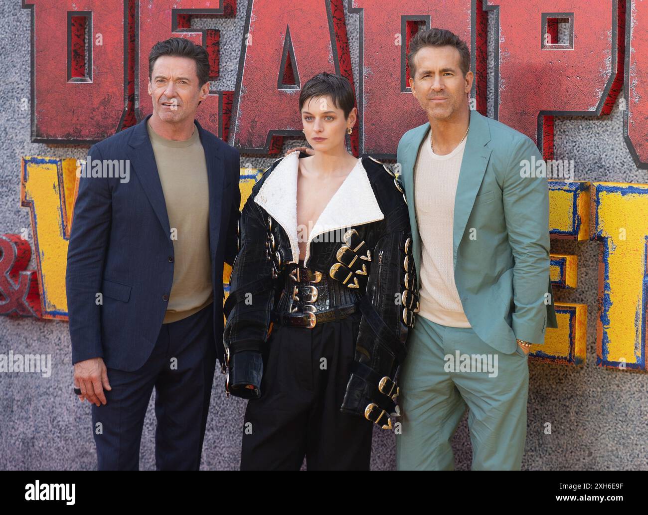 Londra, Regno Unito. 11 luglio 2024. (L-R) Hugh Jackman, Emma Corrin e Ryan Reynolds partecipano all'evento Deadpool & Wolverine UK sneak Peek all'Eventim Apollo di Hammersmith a Londra, Inghilterra, Regno Unito. Credito: S.A.M./Alamy Live News Foto Stock