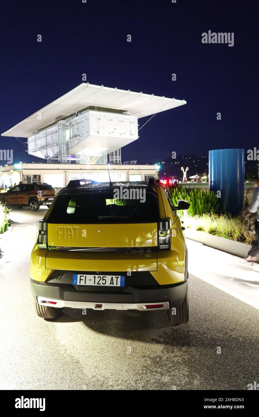 Torino, Italia - 11 luglio 2024 prima anteprima pubblica della nuova Fiat grande Panda 2024 Foto Stock