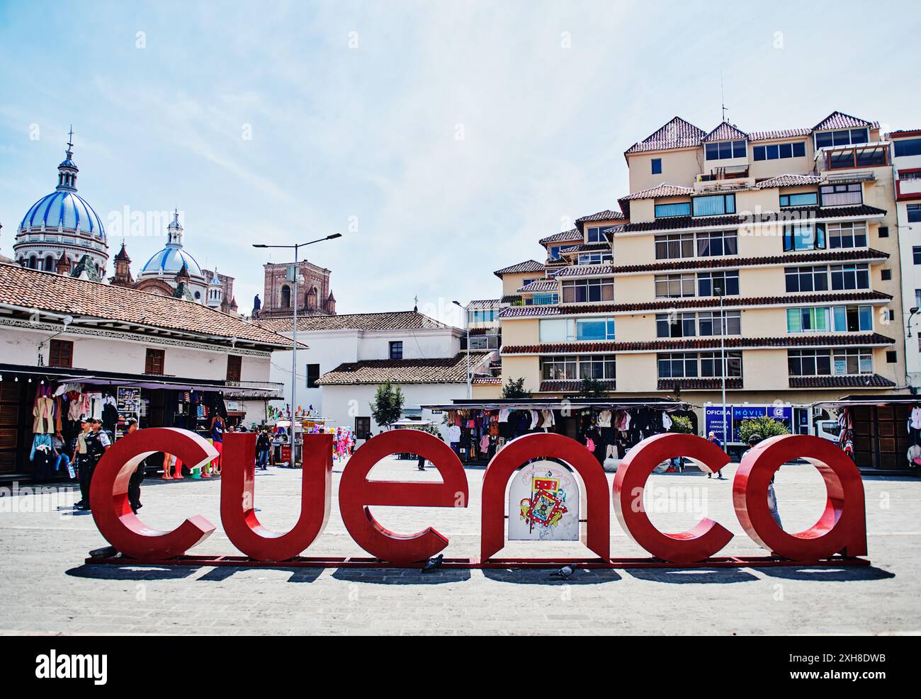 Cartello Cuenca in piazza San Francisco, Cuenca, Ecuador, Sud America Foto Stock