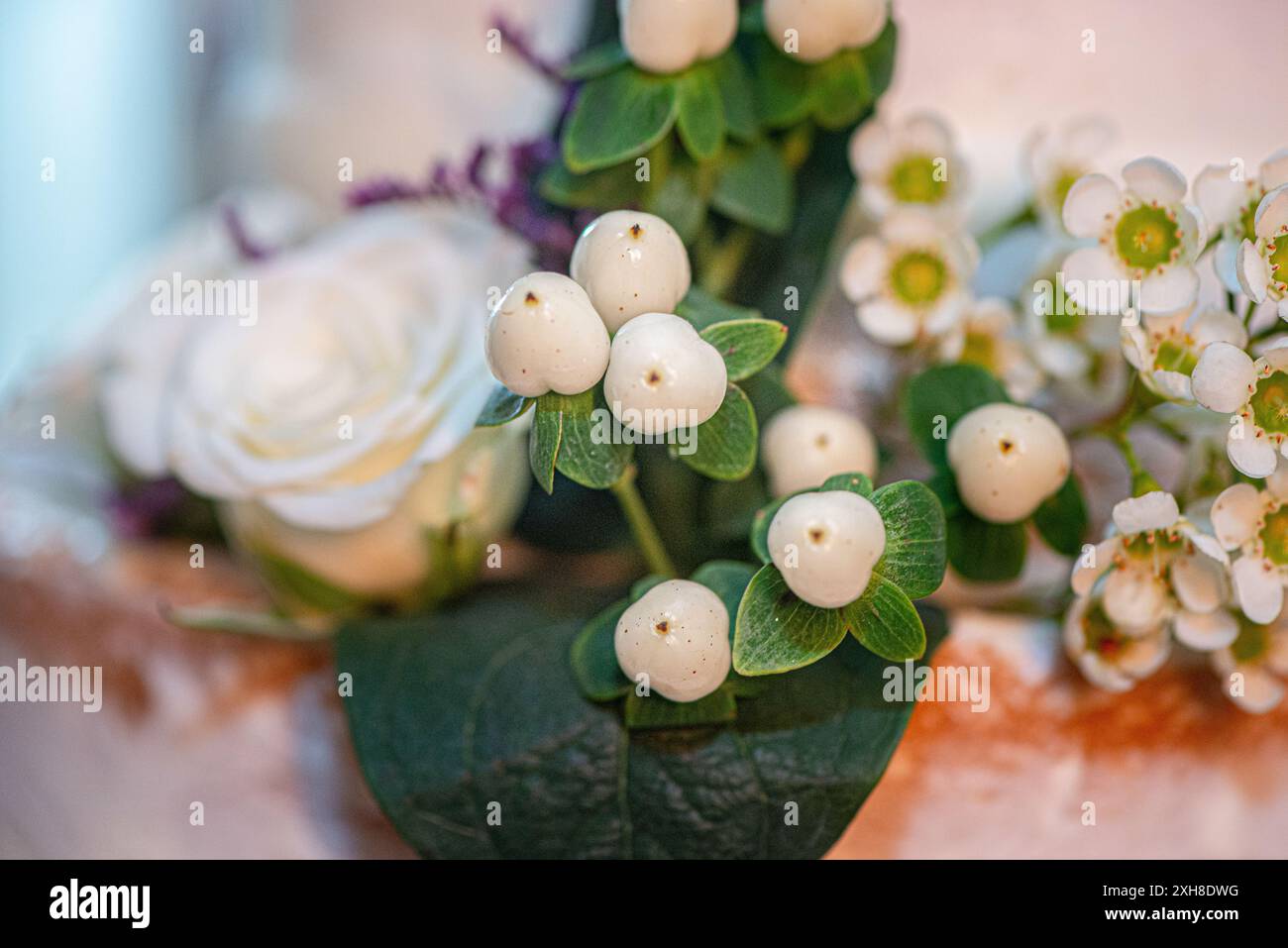 Bacche bianche per bouquet floreale Foto Stock