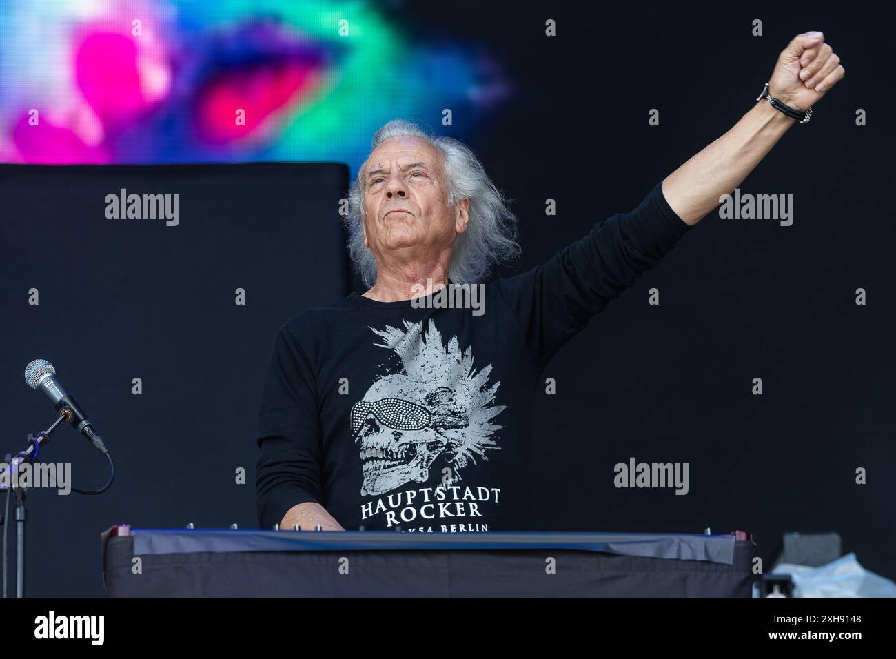 Phil Lanzon di Uriah Heep si esibisce dal vivo al Tons of Rock 2024 Foto Stock