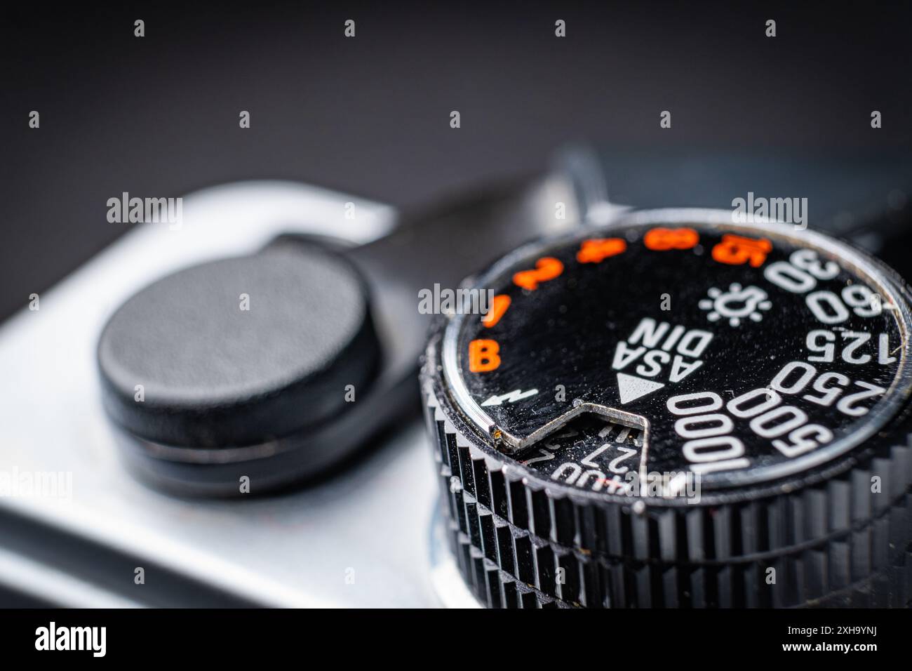 Primo piano del quadrante ASA di una fotocamera fotografica d'epoca Foto Stock