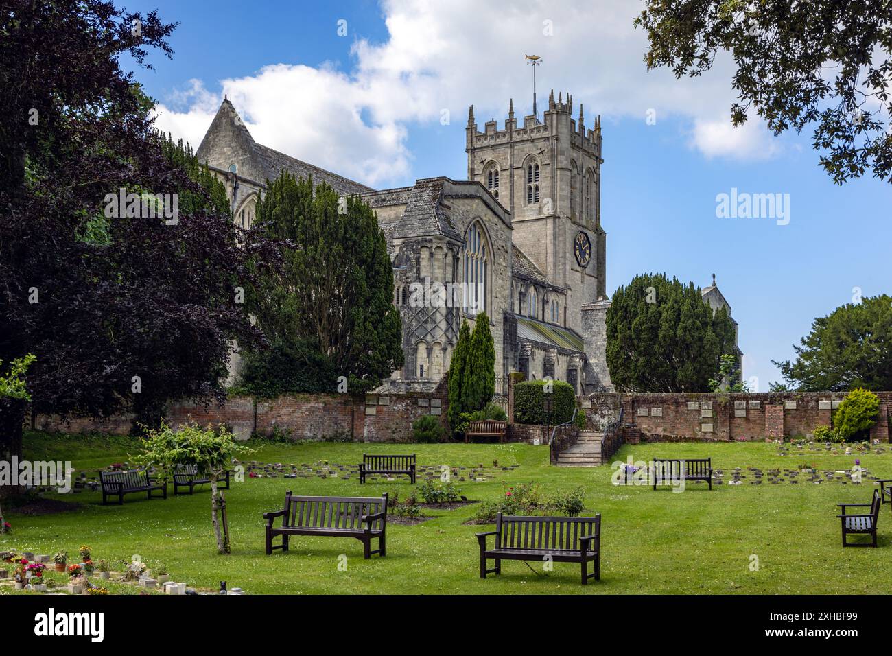 Storico Priorato di Christchurch, costruito nell'XI secolo a Dorset, Inghilterra, Regno Unito Foto Stock