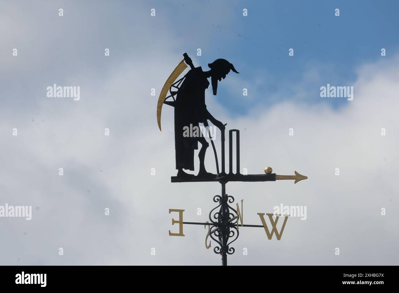 LONDRA, Regno Unito, JULY11:Father Time durante Rothesay prova il suo test Day 2 of 5 match tra Inghilterra e Indie occidentali al Lord's Cricket Ground di Londra l'11 luglio 2024 Foto Stock