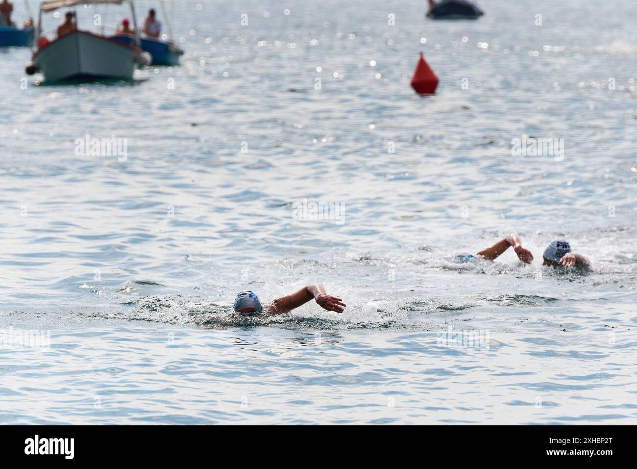 Campionati Italiani Open Water Junior a Piombino, Italia, il 3 luglio 2024. (Foto CTK/Petr Malina) Foto Stock