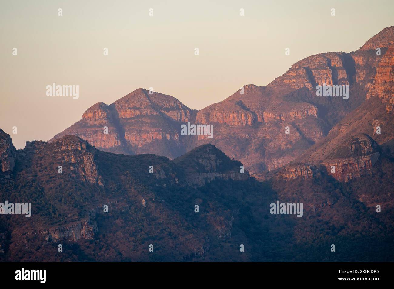 Mesa Mountains al tramonto, Blyde River Canyon, paesaggio canyon, Panorama Route, Mpumalanga, Sudafrica Foto Stock